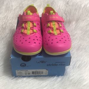 Stride Rite Made 2 Play Phibian Pink Shoe Size 8 NIB